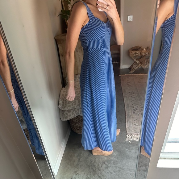 Madewell Sweetheart Sleeveless Midi Dress - Picture 2 of 4